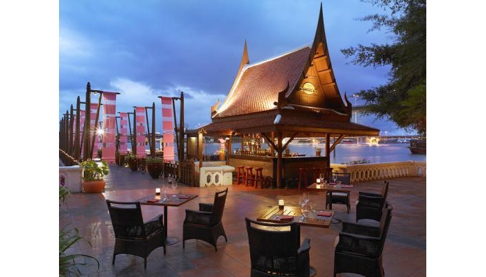 Anantara Riverside Bangkok Resort poza 9