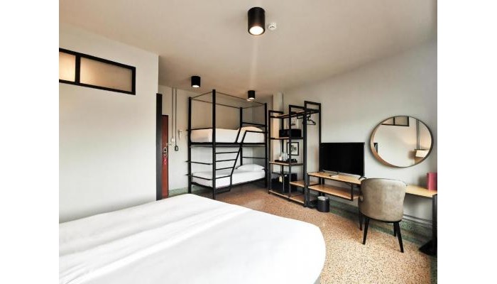 Hotel W22 By Burasari poza 10