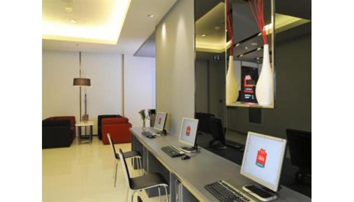 Ibis Bangkok Nana Hotel poza 9