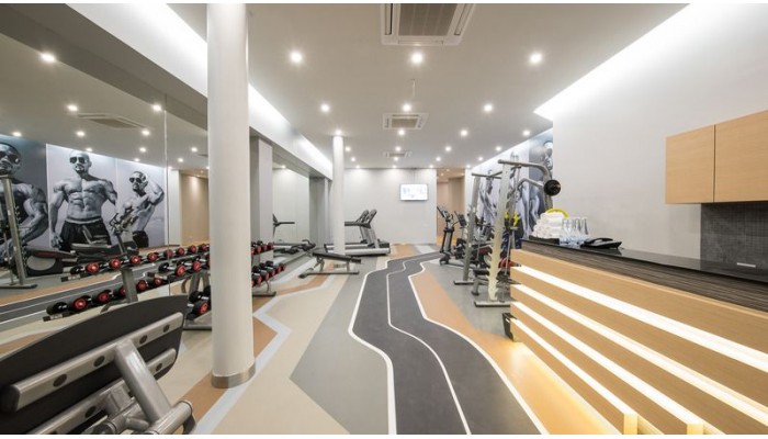 Crest Resort & Pool Villas Phuket poza 7