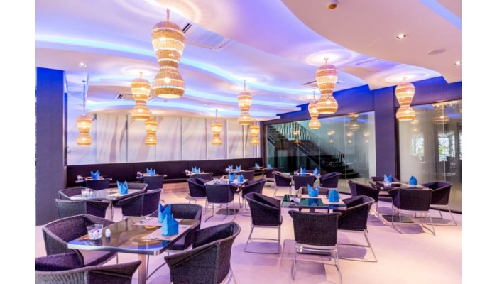 Crest Resort & Pool Villas Phuket poza 1