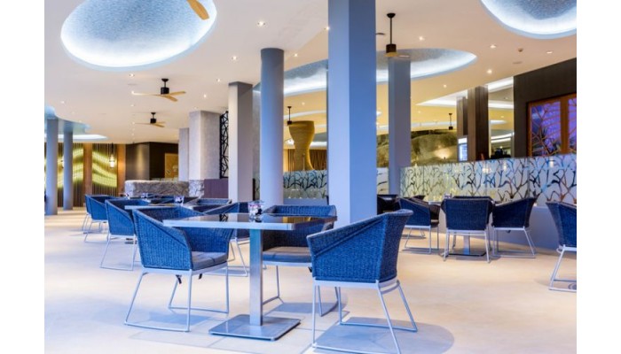 Crest Resort & Pool Villas Phuket poza 3