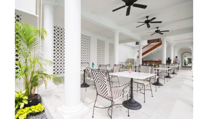 Little Nyonya Hotel poza 4